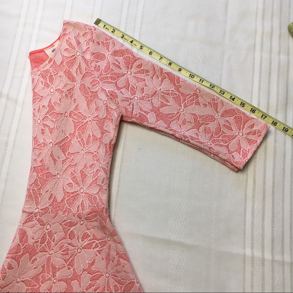 Francesca’s Floral Pink Scoop Neck Dress, sz M - Picture 2 of 7